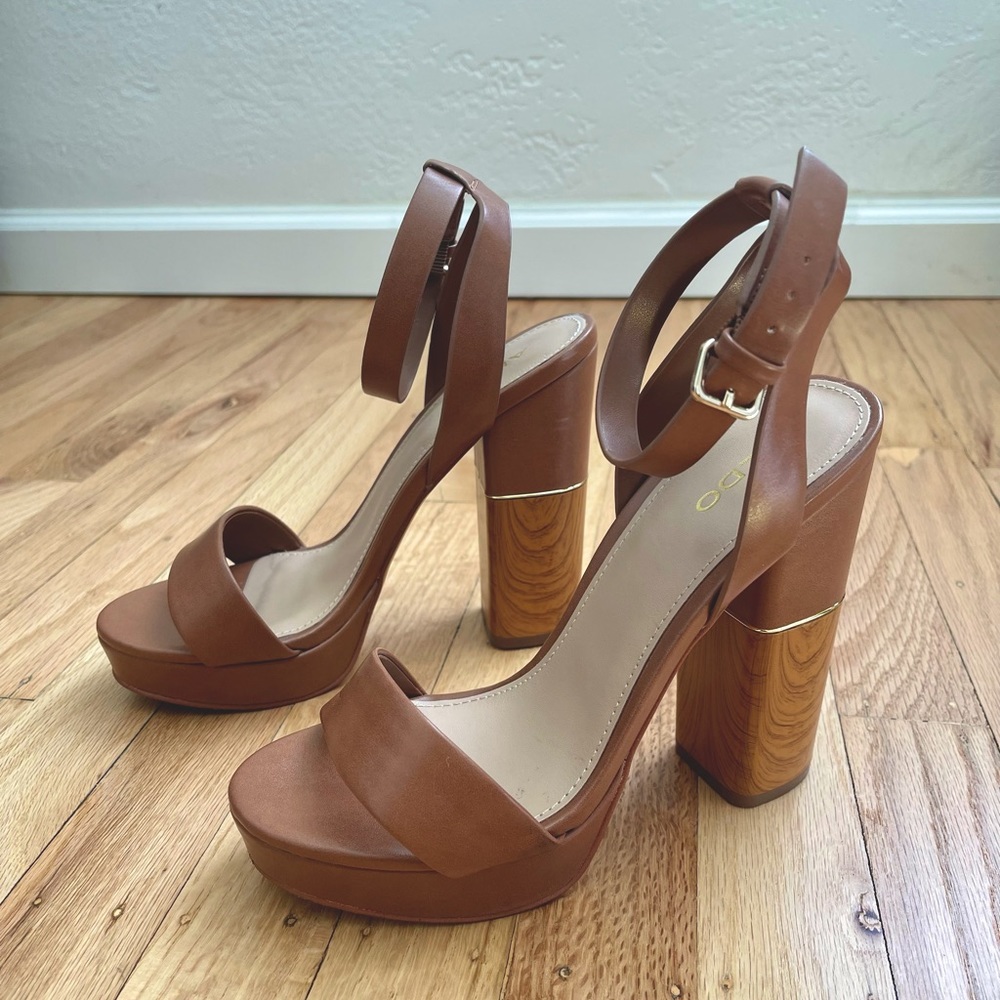 ALDO Tan block heel
